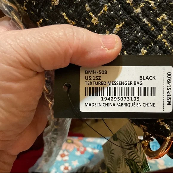 BADGLEY MISHKA Elegant Black Tweed Bag NWT - Picture 6 of 9